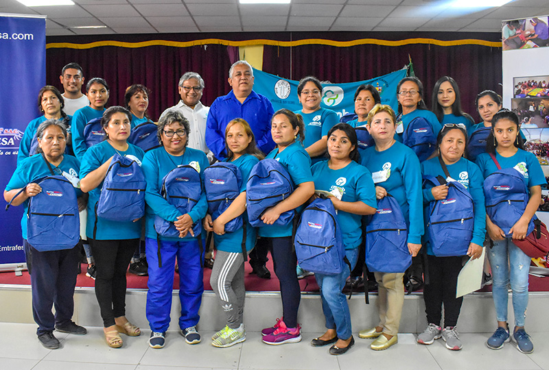Emtrafesa dona 60 Kits de escritorio a agentes comunitarios de ONG CMMB